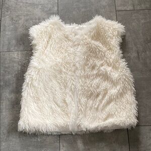 Chic Cream Faux Fur Vest